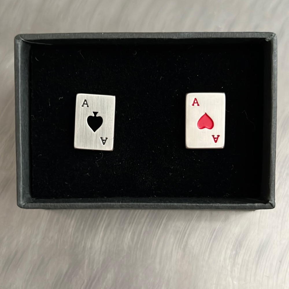 CUFF LINKS ♥️ ♠️